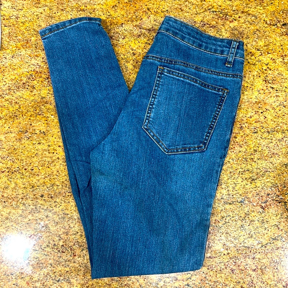 Tobi woman’s jeans size 28
